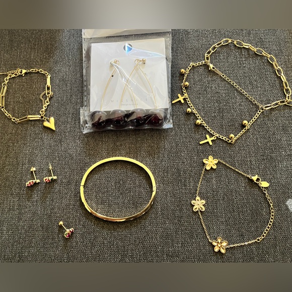 Set of 4 bracelets, 2 earrings and 1 nose ring. All NEW! - Picture 12 of 14